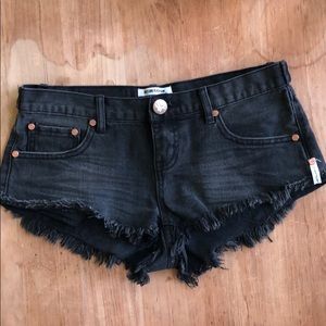 ONE TEASPOON low rise black shorts